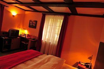 Hotel Am Ruhrufer Business & Golf Mülheim an der Ruhr Dış mekan fotoğraf
